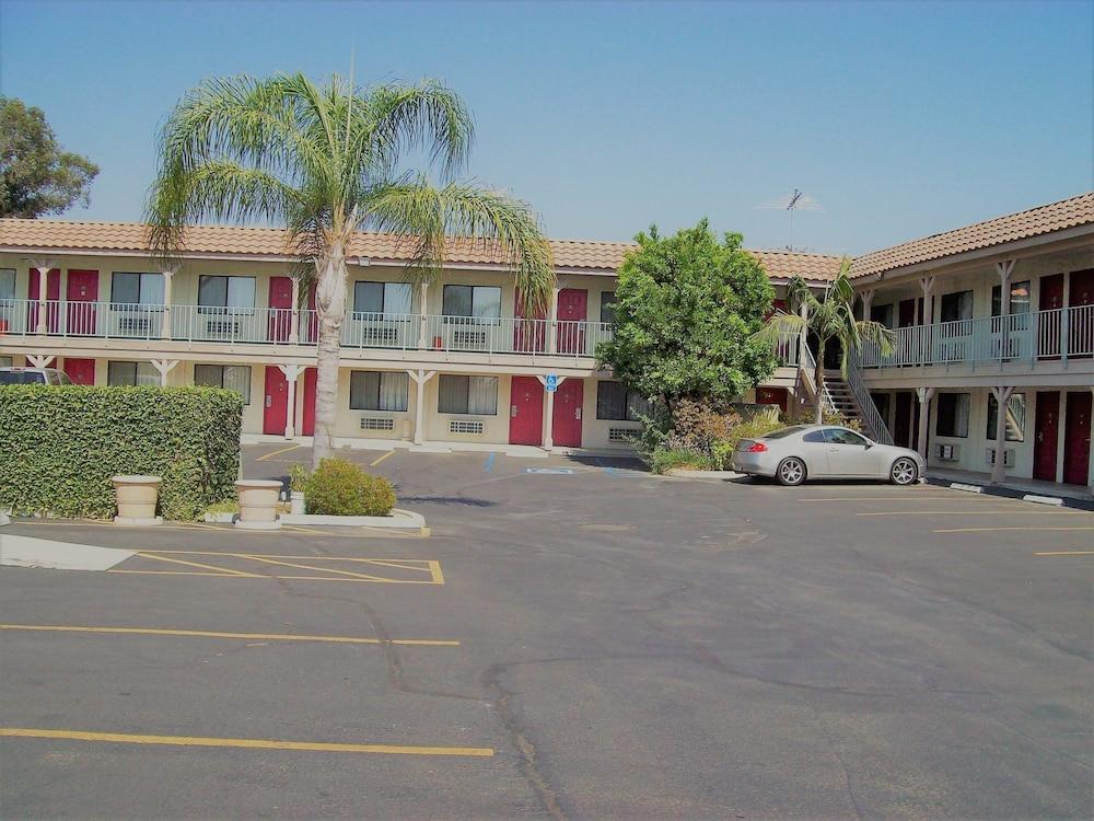 Regency Inn Norco Exterior photo
