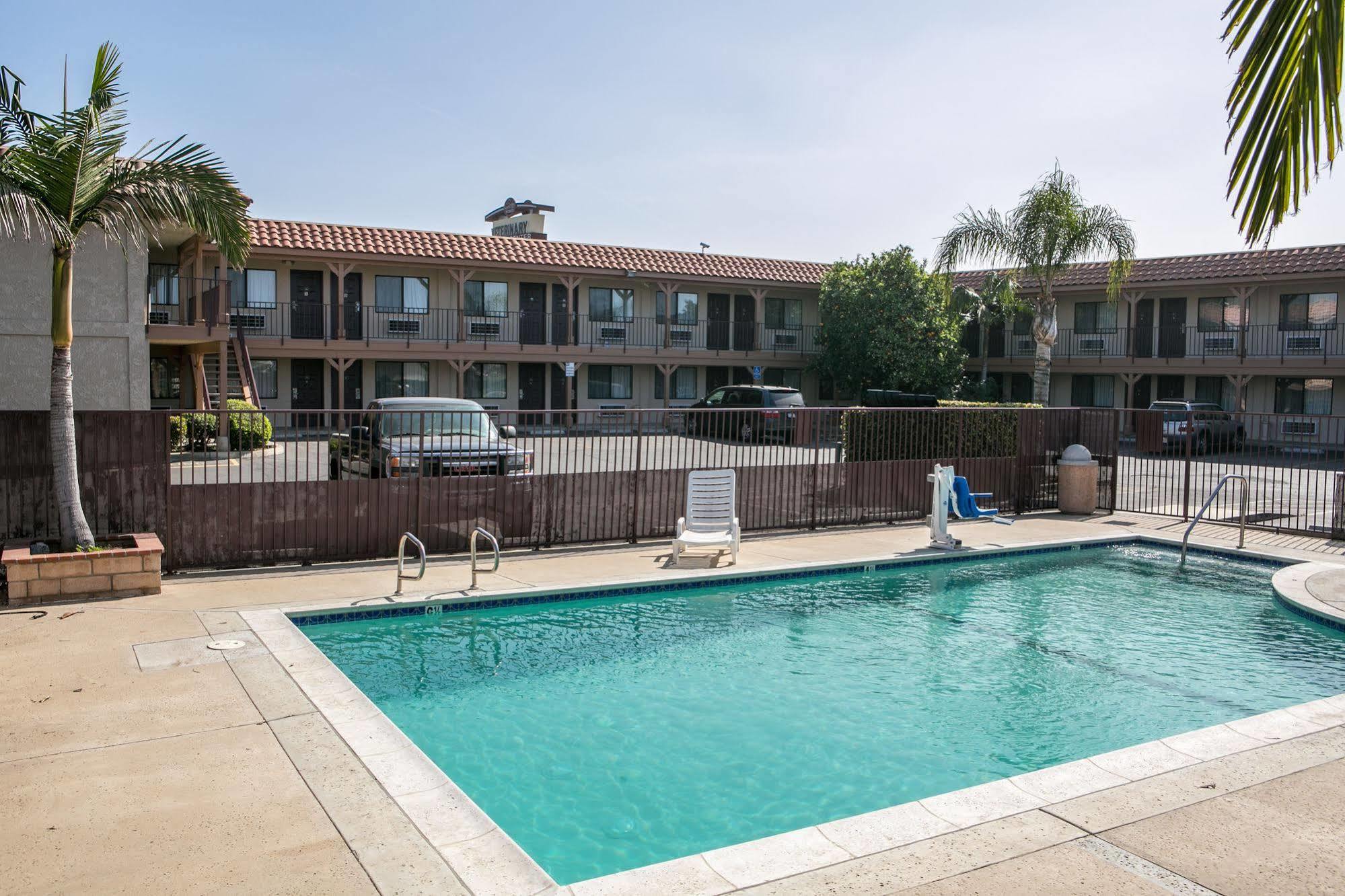 Regency Inn Norco Exterior photo